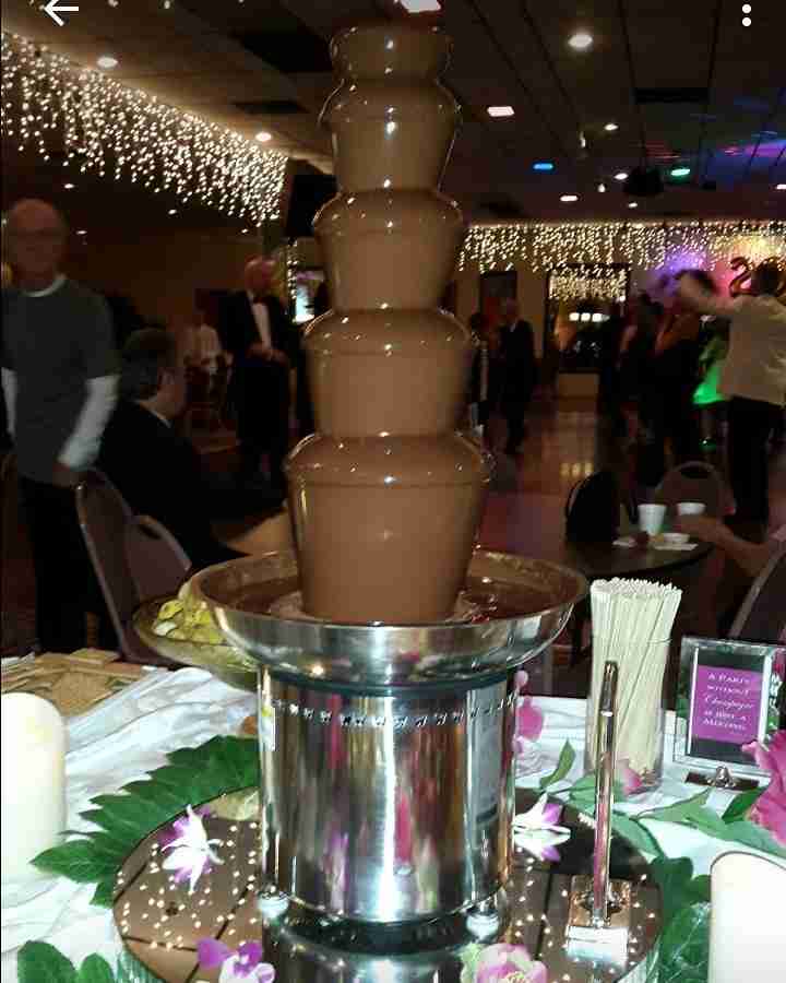 Chocolate Fountain Machine 27 Inches