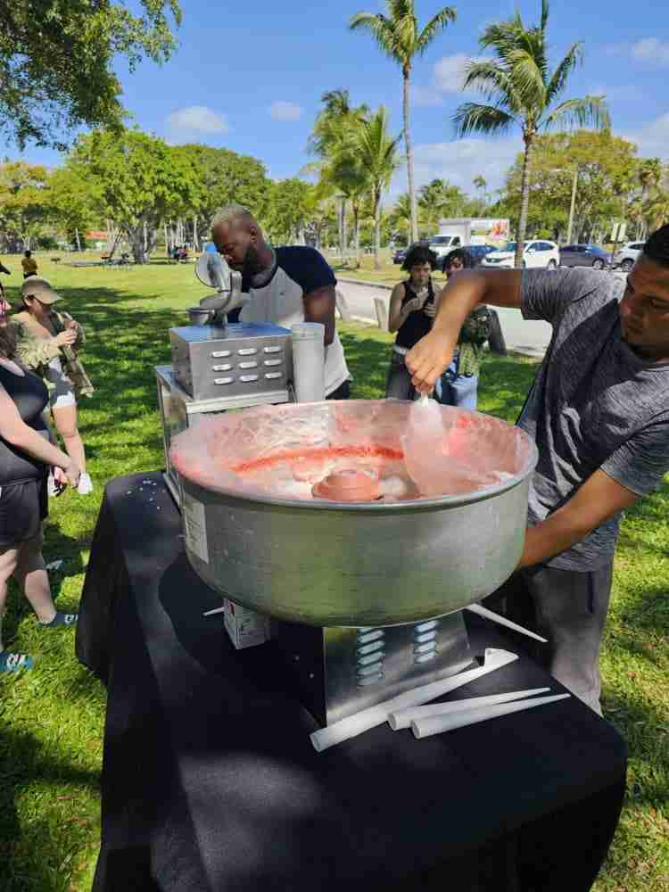 benefits of renting a cotton candy machine for a party
